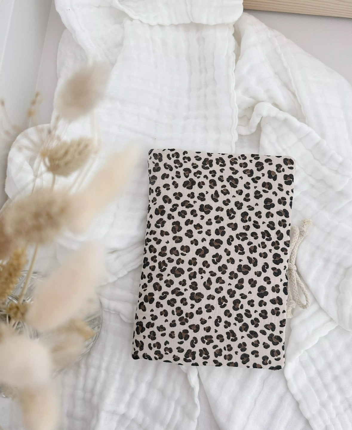 Protège carnet de santé léopard