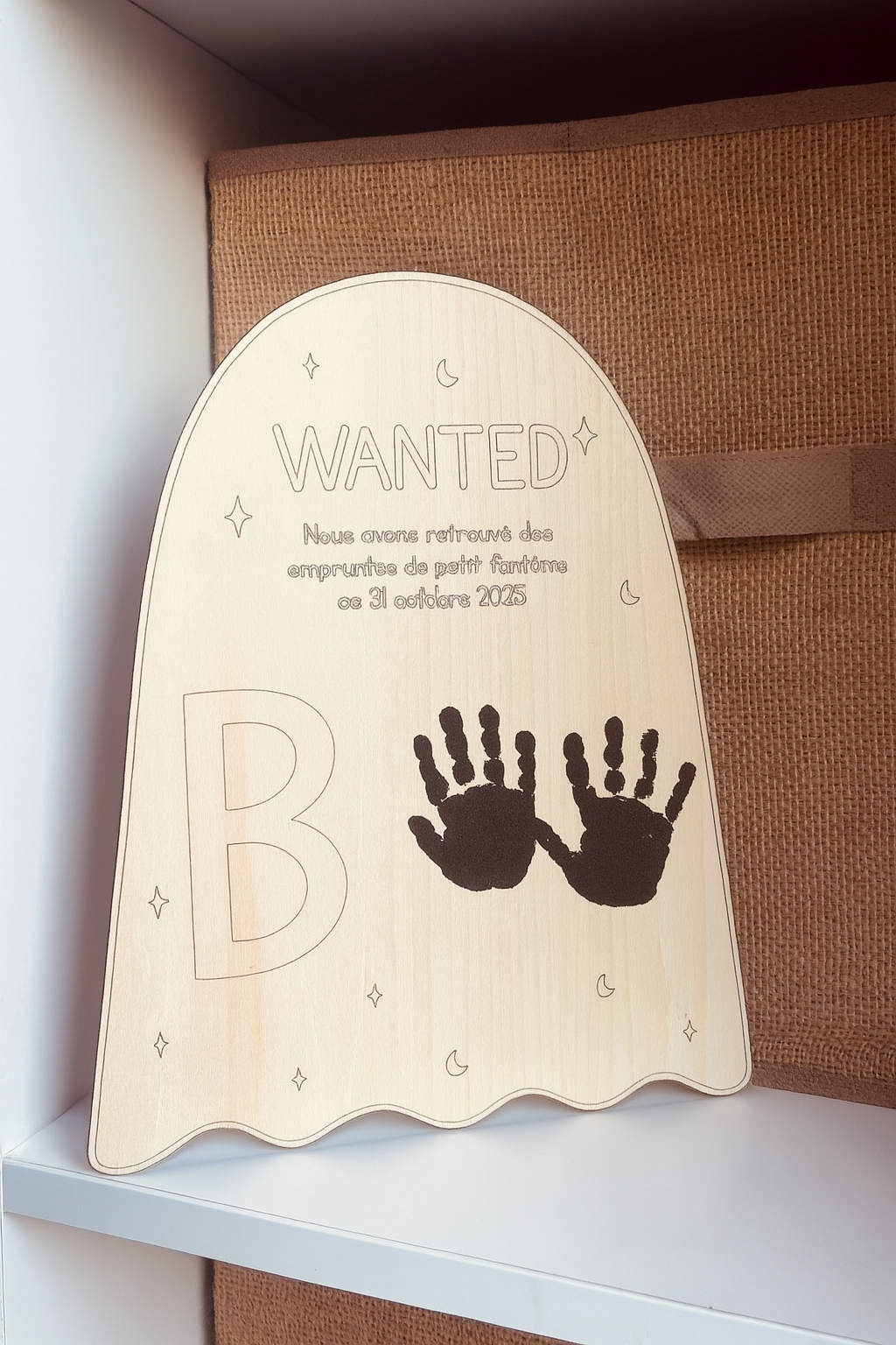 Pancarte avec tampon pour empruntes fantôme