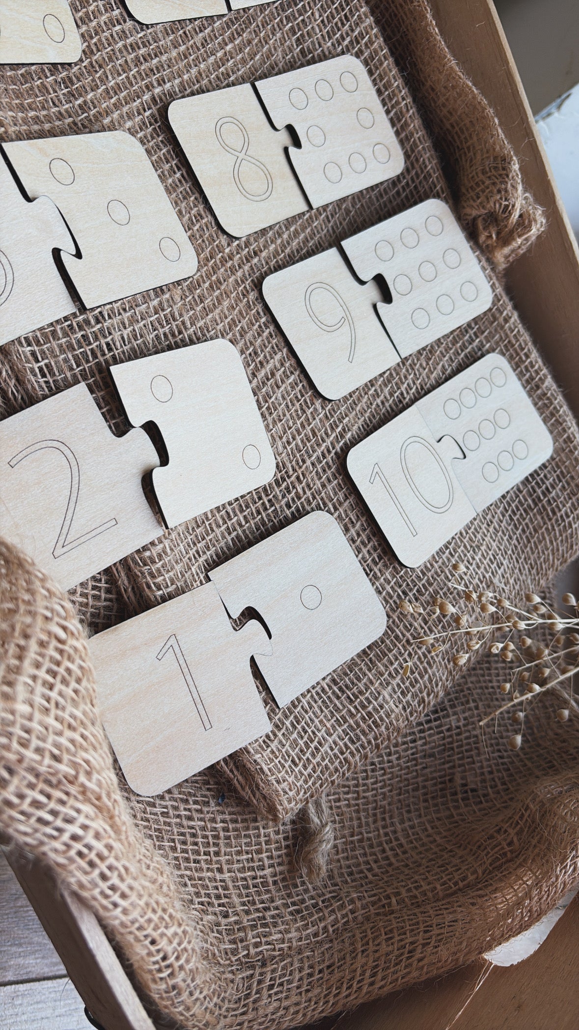 Apprendre à compter avec les dominos